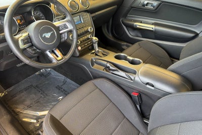 2017 Ford Mustang V6