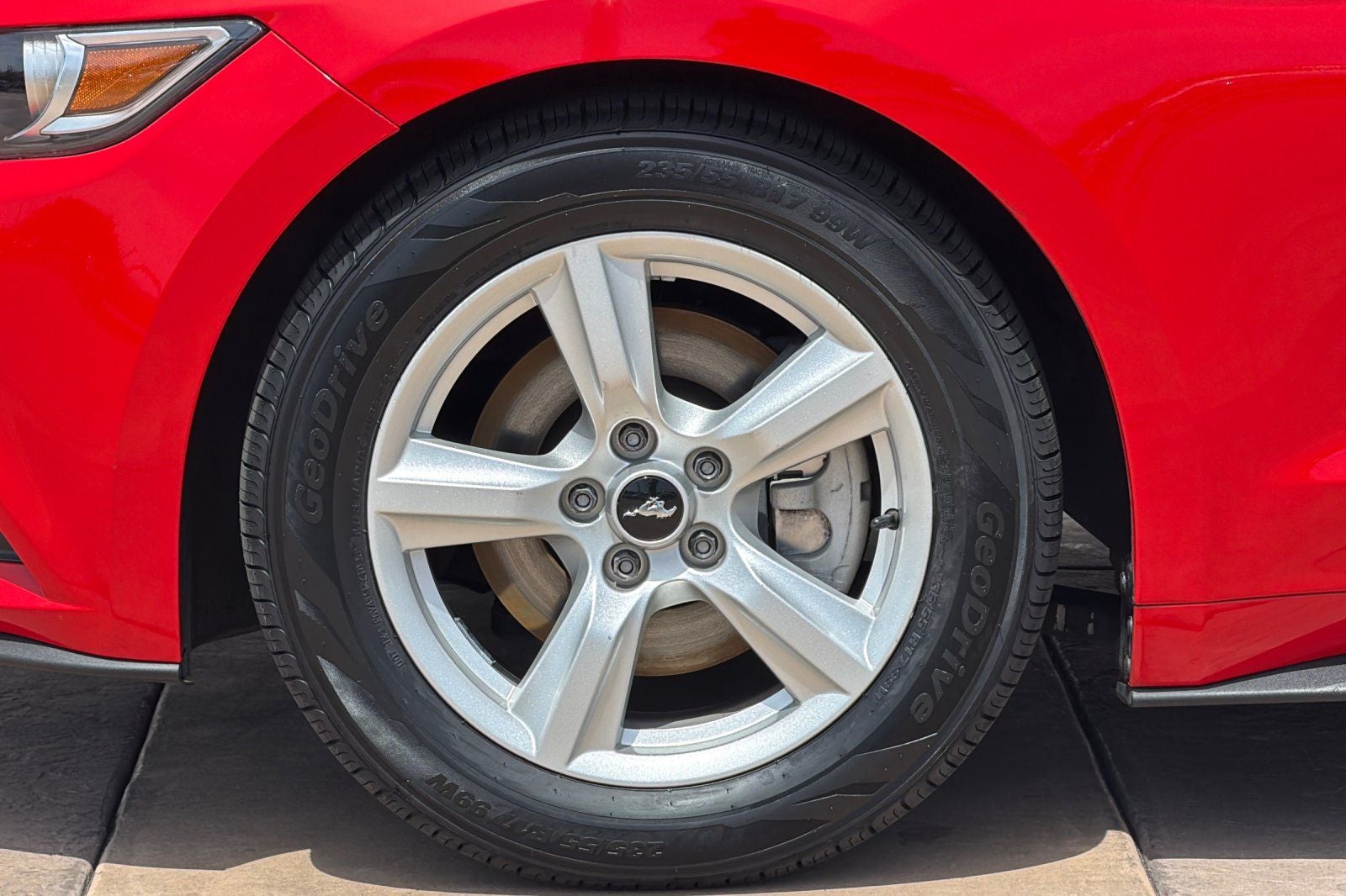 2017 Ford Mustang V6