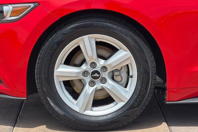 2017 Ford Mustang V6