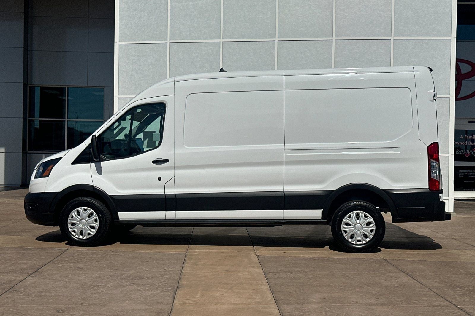 2022 Ford E-Transit-350 Base