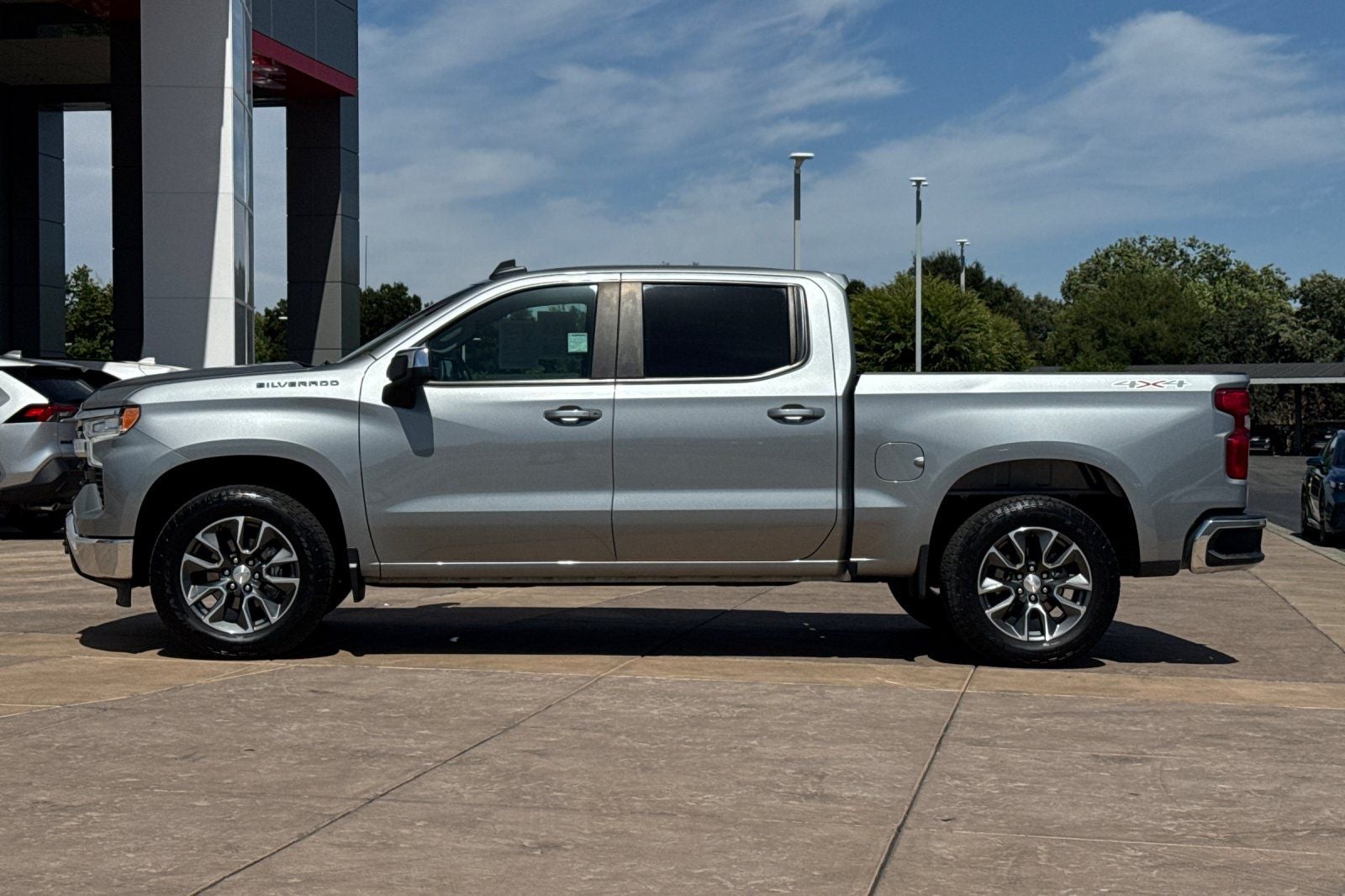 2023 Chevrolet Silverado 1500 LT LT1