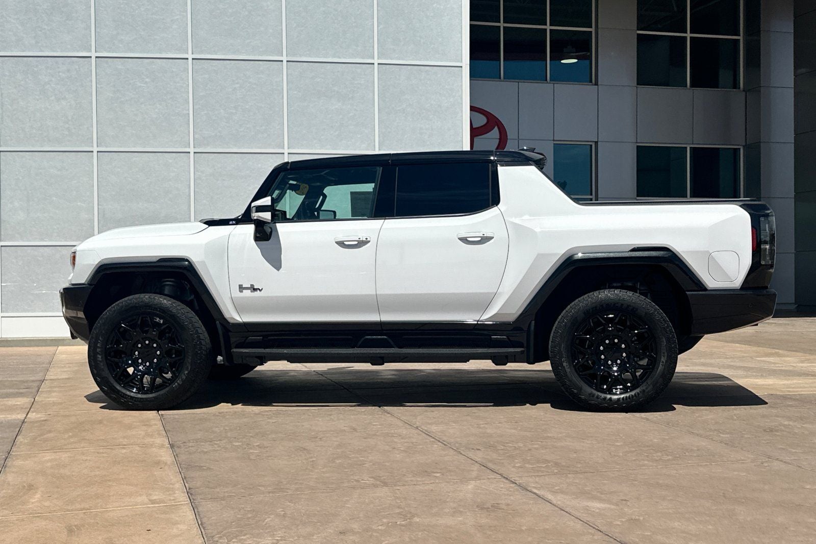 2025 GMC Hummer EV Pickup 2X