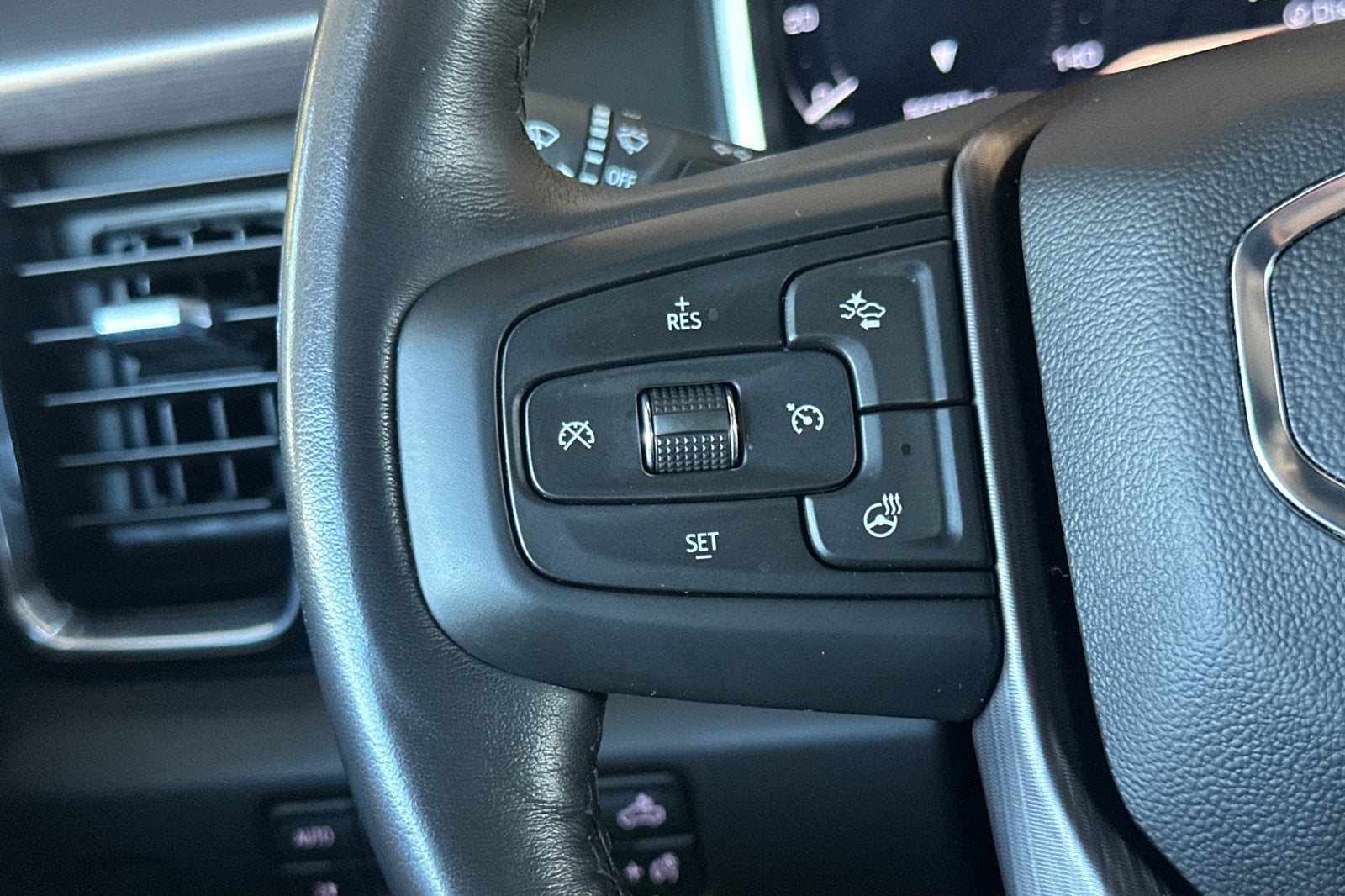 2024 GMC Sierra 3500HD Denali Ultimate