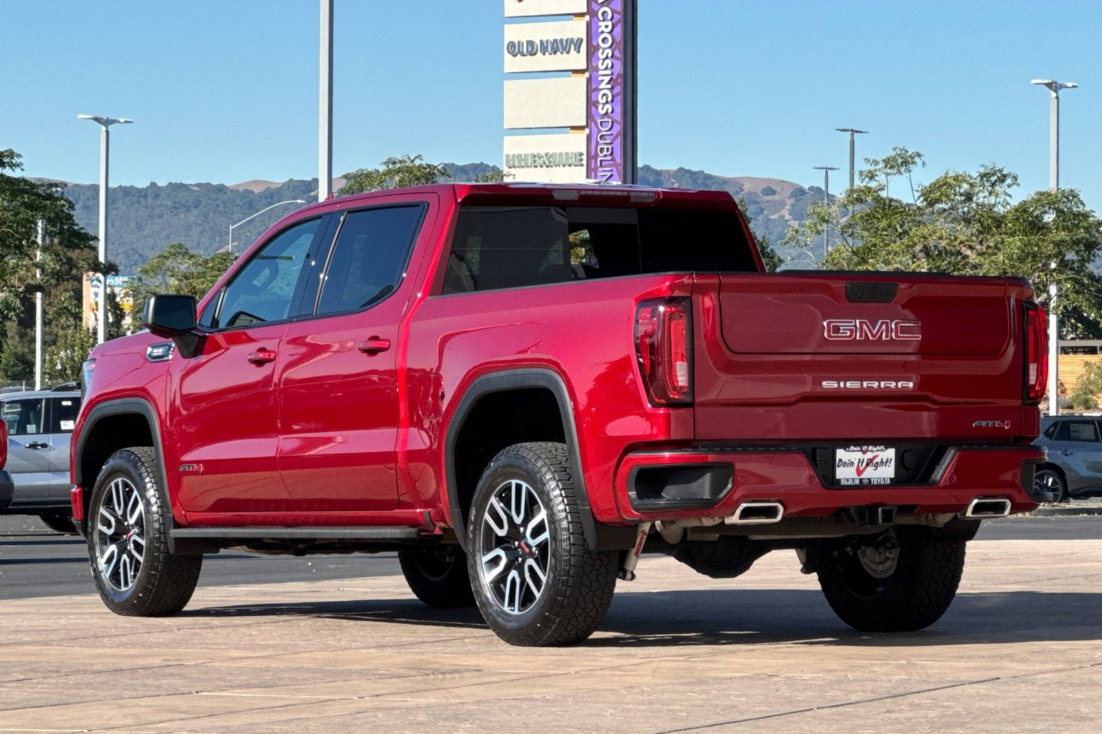2025 GMC Sierra 1500 AT4