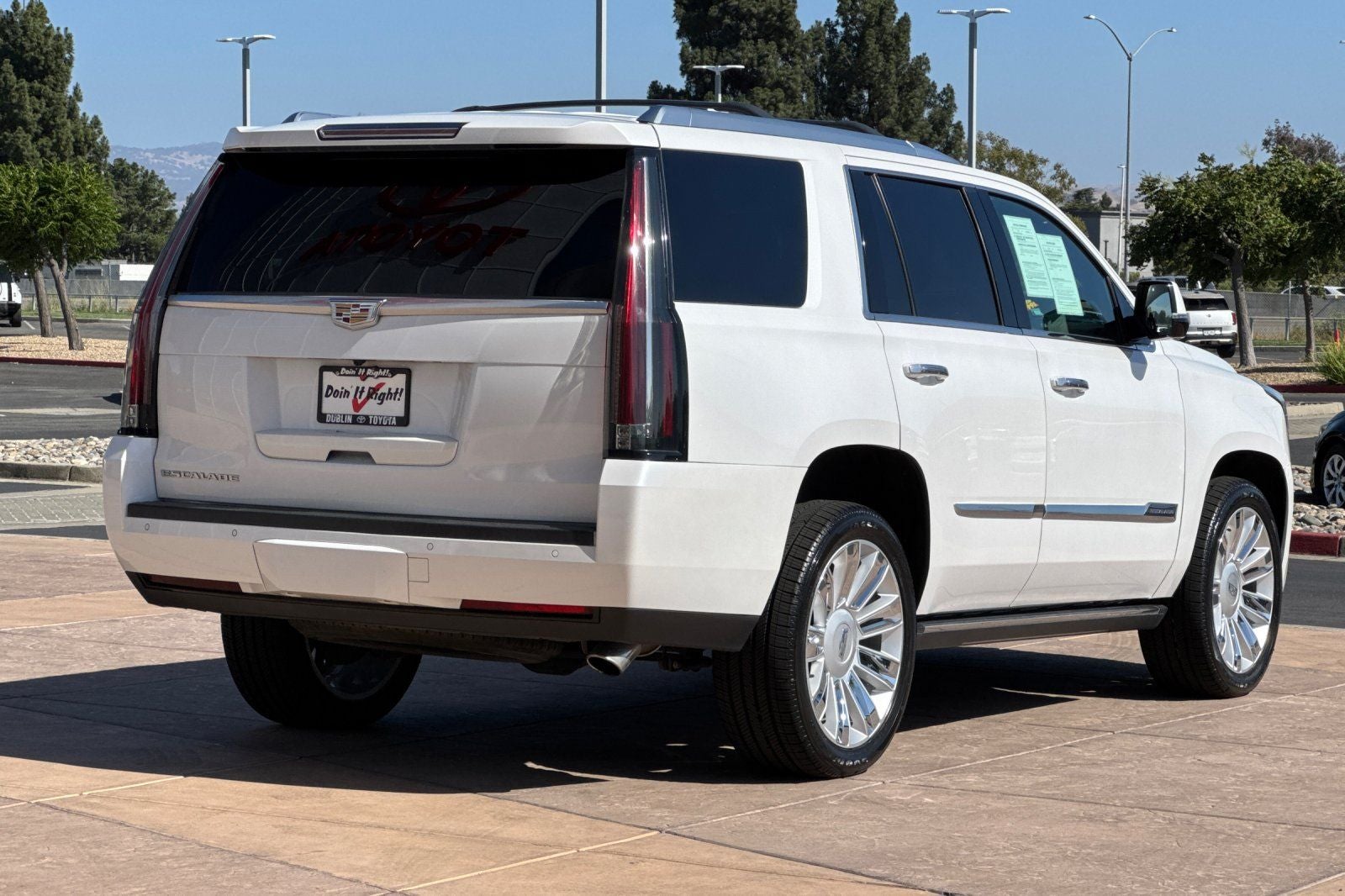 2016 Cadillac Escalade Platinum Edition