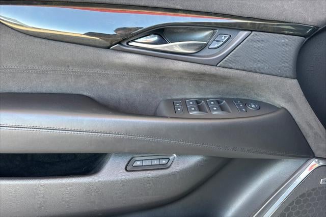 2016 Cadillac Escalade Platinum Edition
