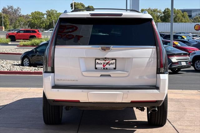 2016 Cadillac Escalade Platinum Edition