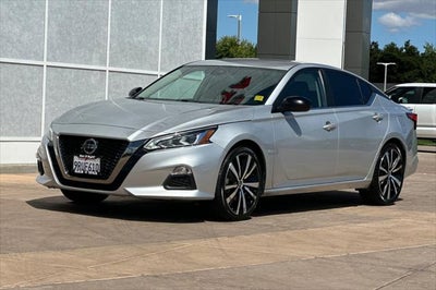 2022 Nissan Altima 2.5 SR