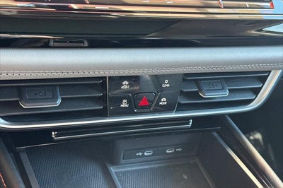 2024 Volkswagen Atlas 2.0T Peak Edition SEL