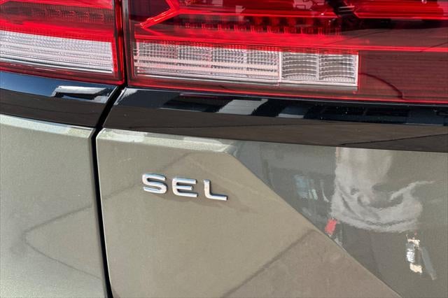 2024 Volkswagen Atlas 2.0T Peak Edition SEL