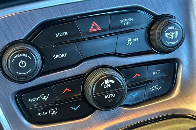 2018 Dodge Challenger SXT