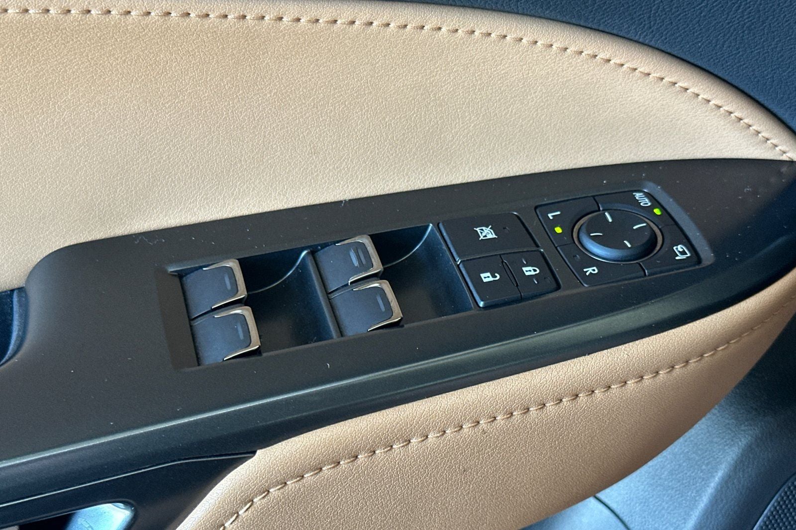 2024 Lexus NX 250 Premium