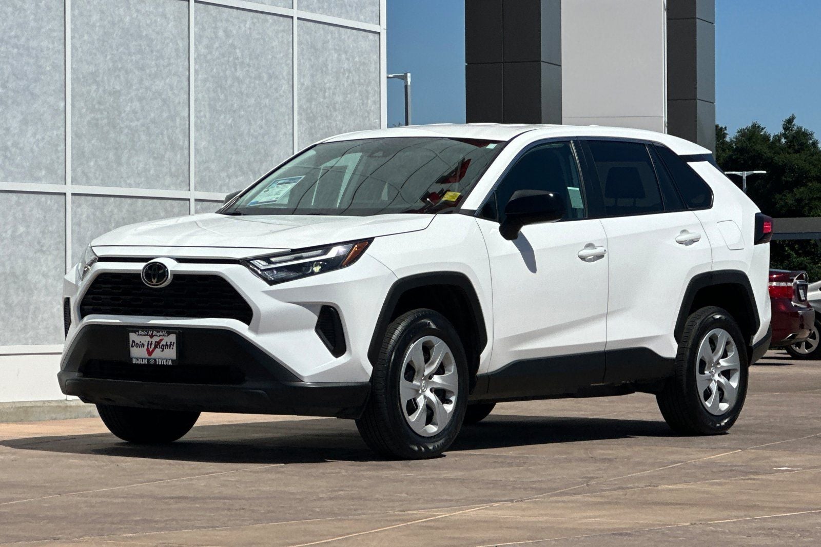 2024 Toyota RAV4 LE