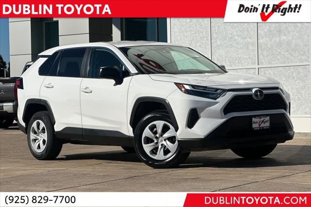 2025 Toyota RAV4 LE
