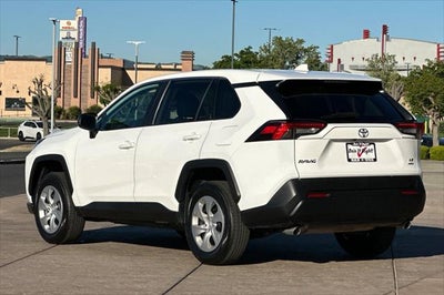 2024 Toyota RAV4 LE