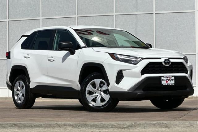 2025 Toyota RAV4 LE