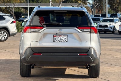 2021 Toyota RAV4 LE