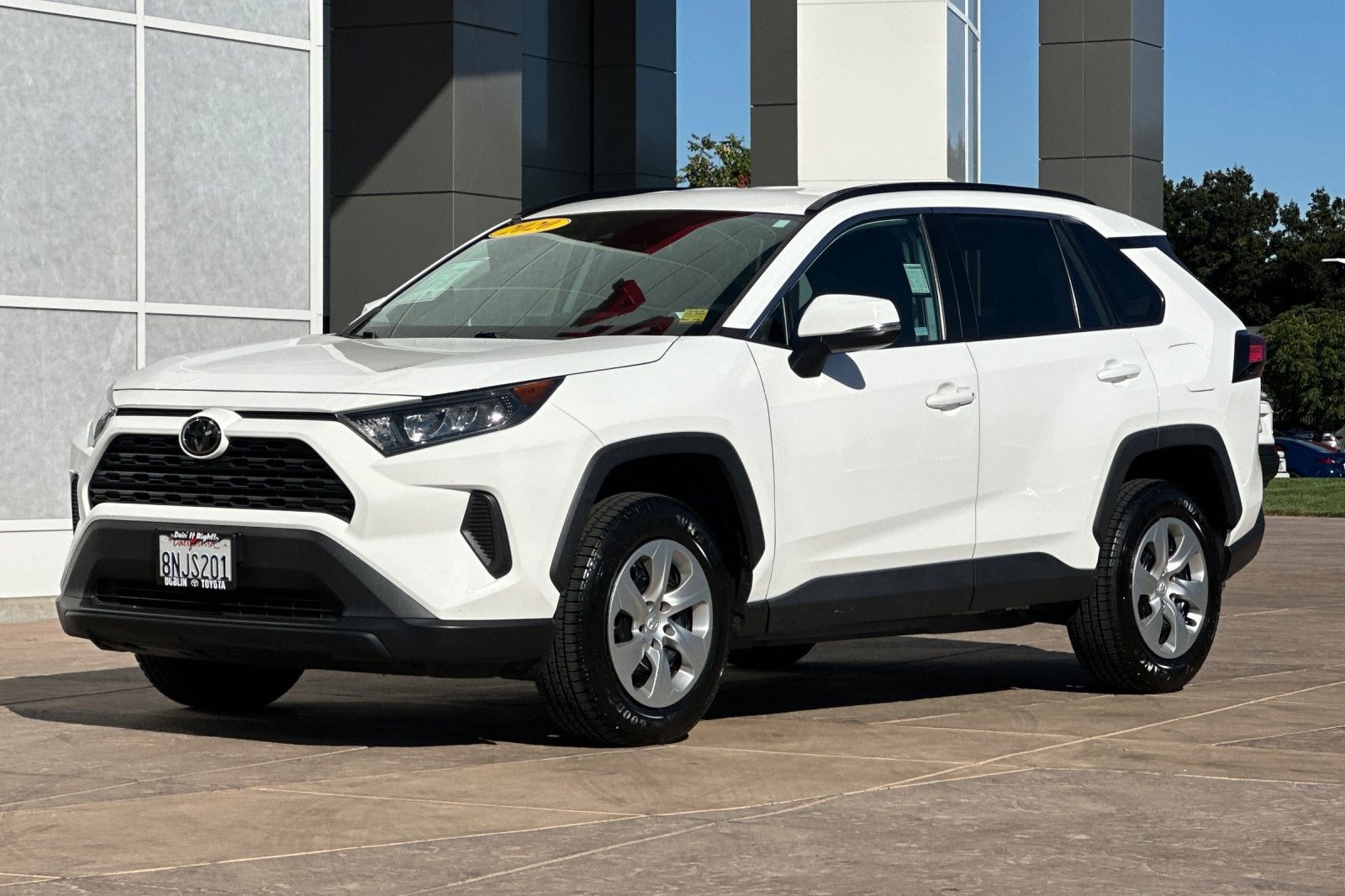2020 Toyota RAV4 LE