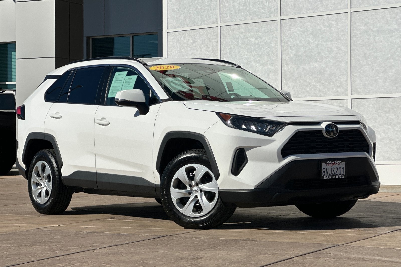 2020 Toyota RAV4 LE