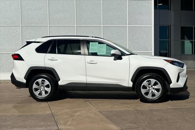 2020 Toyota RAV4 LE