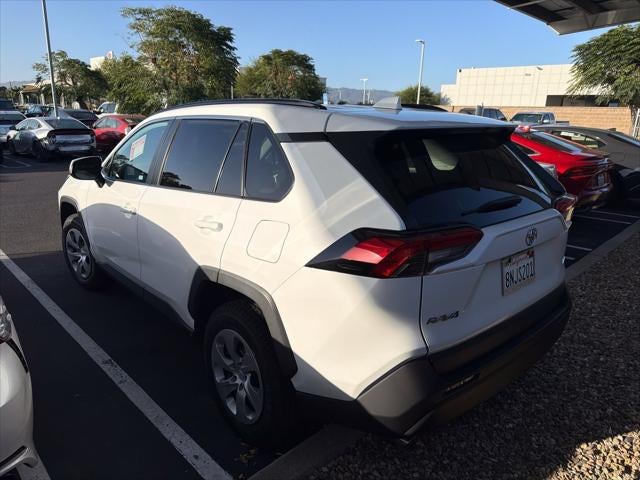 2020 Toyota RAV4 LE