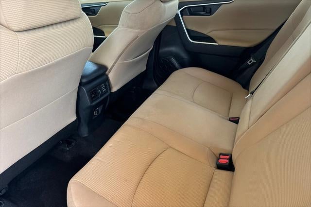 2021 Toyota RAV4 Hybrid LE