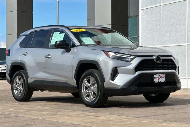 2025 Toyota RAV4 Hybrid LE
