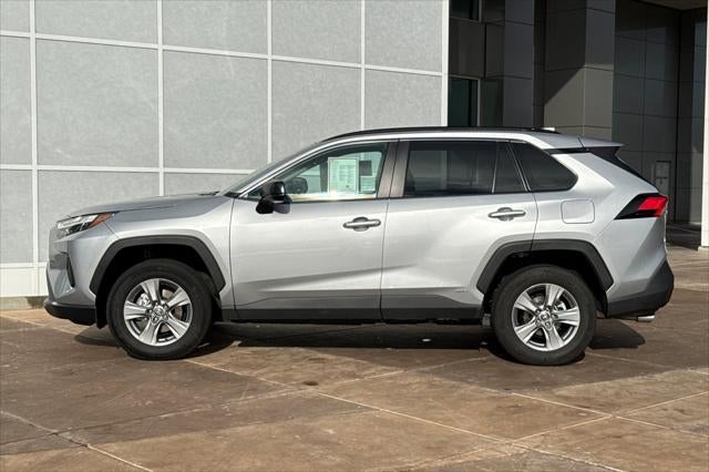 2025 Toyota RAV4 Hybrid LE