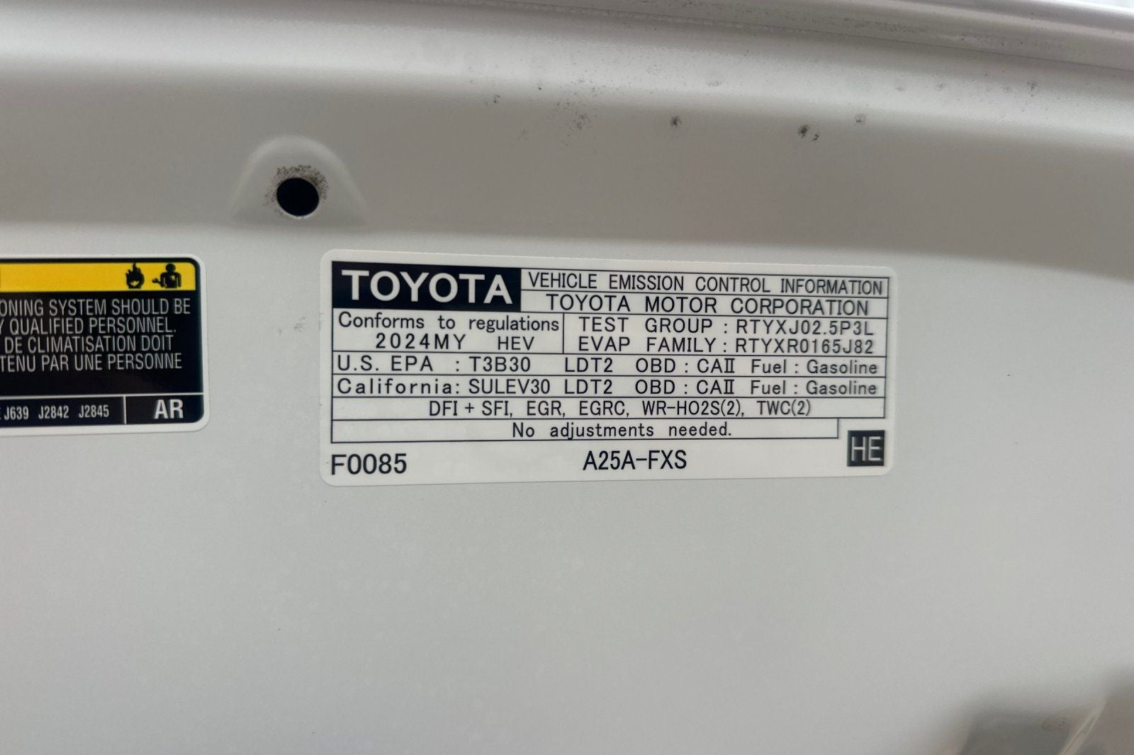 2024 Toyota RAV4 Hybrid LE