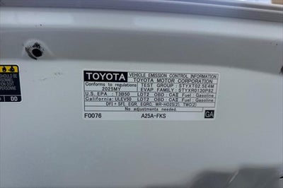 2025 Toyota RAV4 XLE