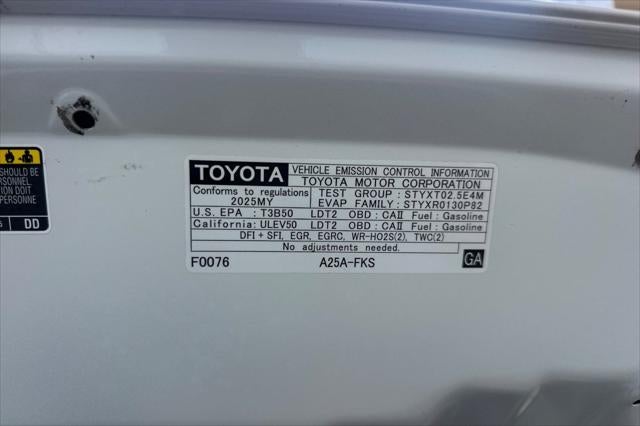 2025 Toyota RAV4 XLE