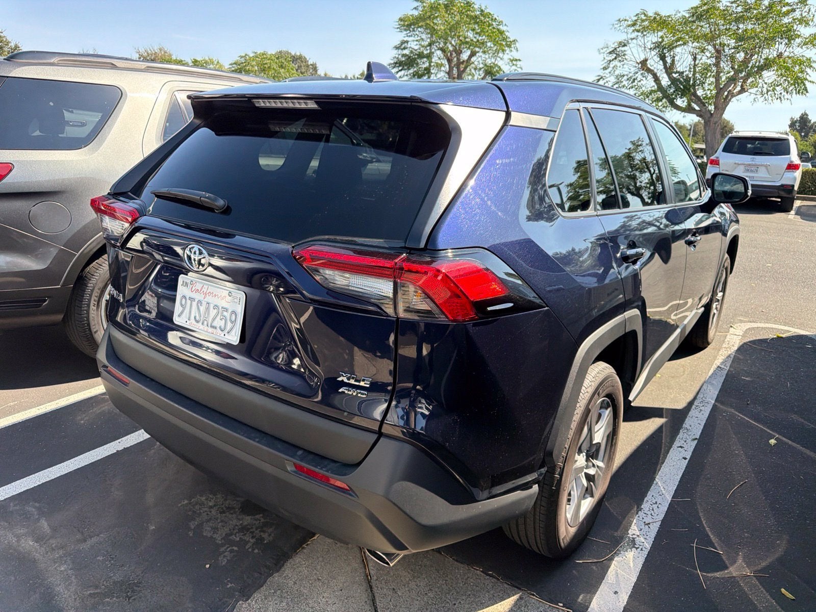 2025 Toyota RAV4 XLE