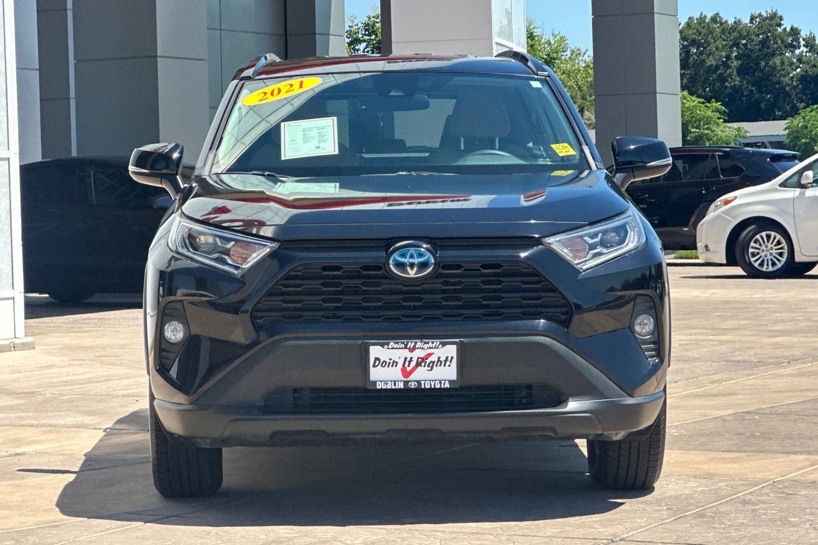2021 Toyota RAV4 Hybrid XLE