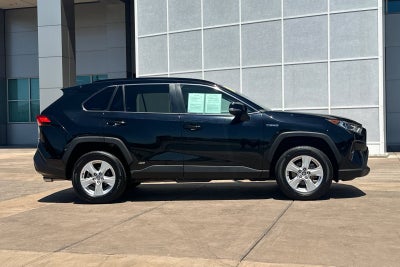 2021 Toyota RAV4 Hybrid XLE