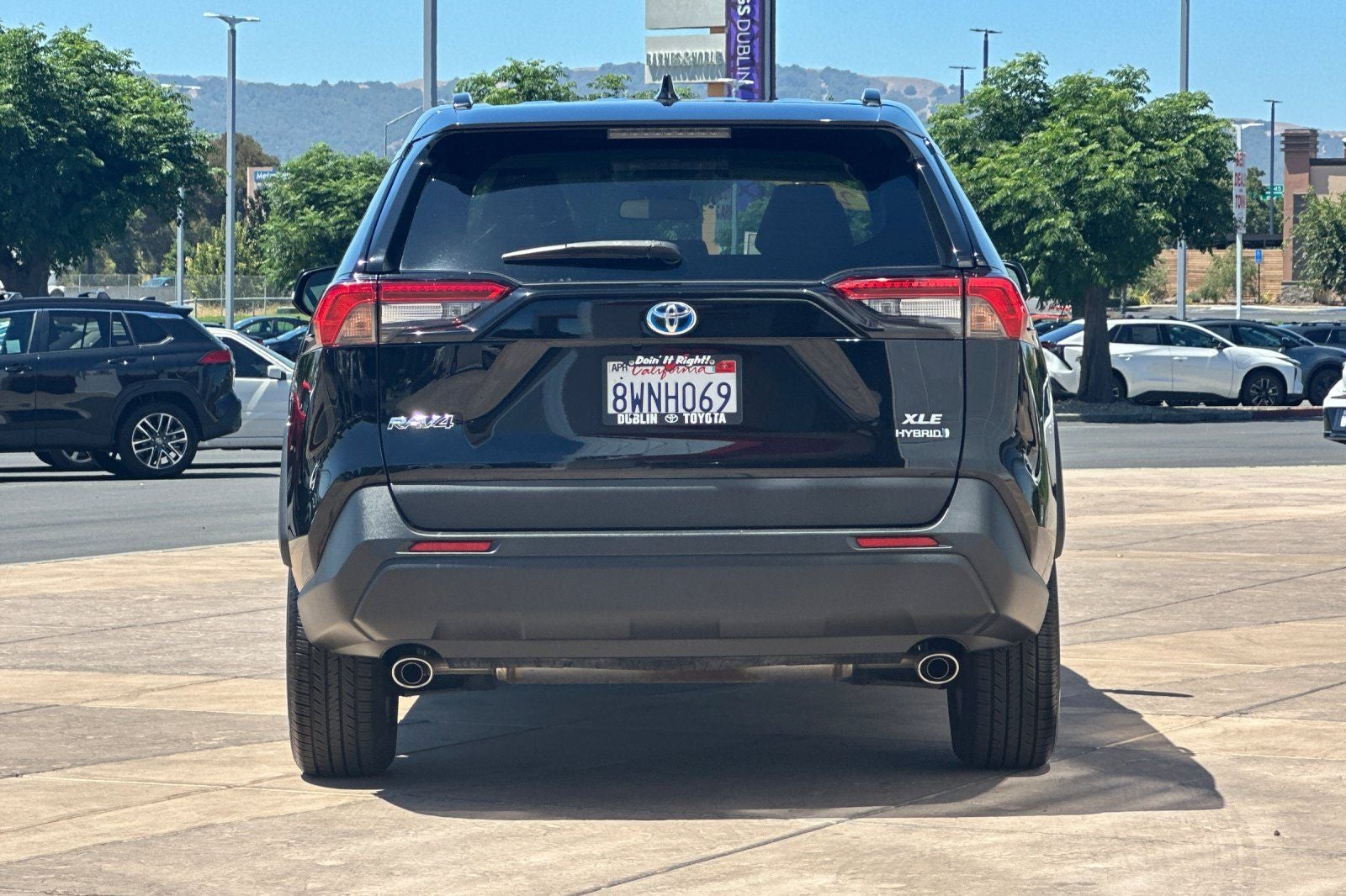 2021 Toyota RAV4 Hybrid XLE