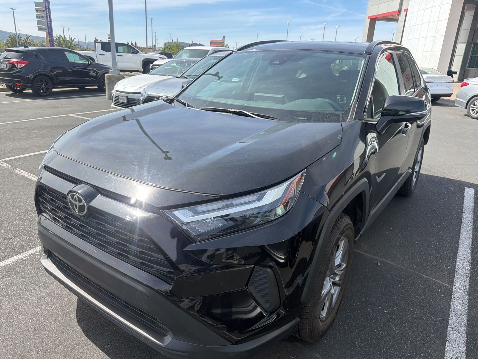 2025 Toyota RAV4 XLE