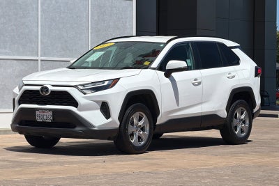 2022 Toyota RAV4 XLE