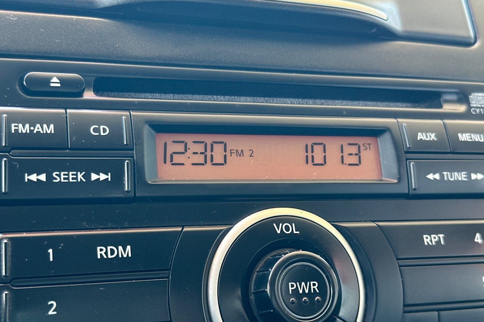 2012 Nissan Versa 1.8 S