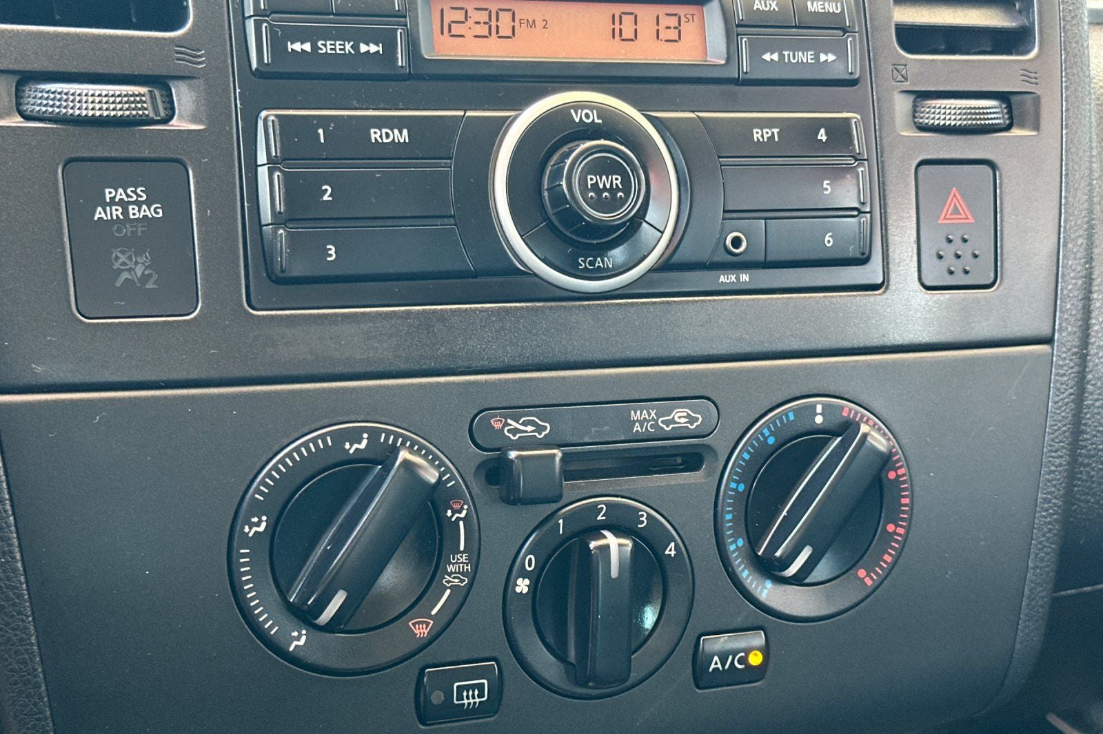 2012 Nissan Versa 1.8 S
