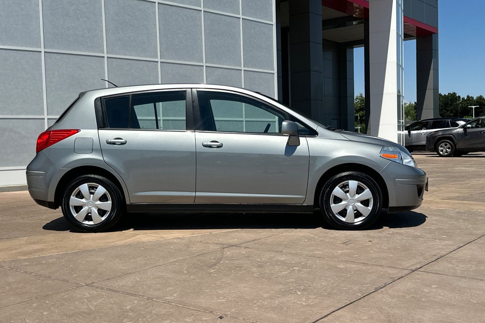 2012 Nissan Versa 1.8 S
