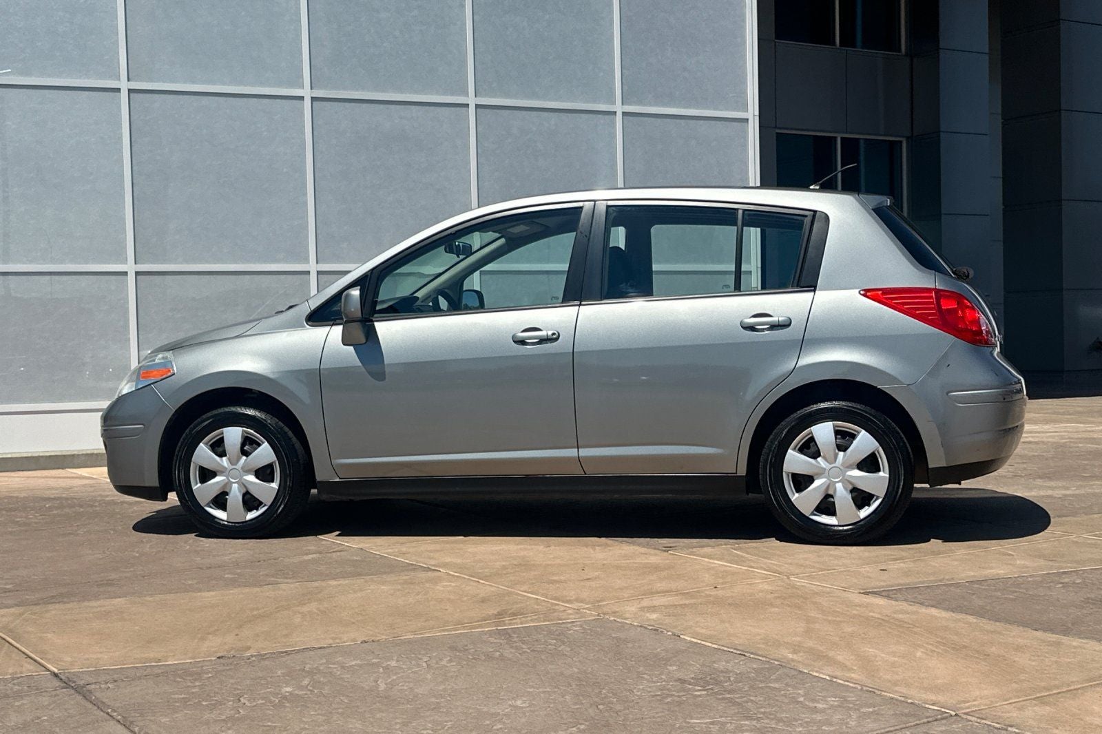 2012 Nissan Versa 1.8 S