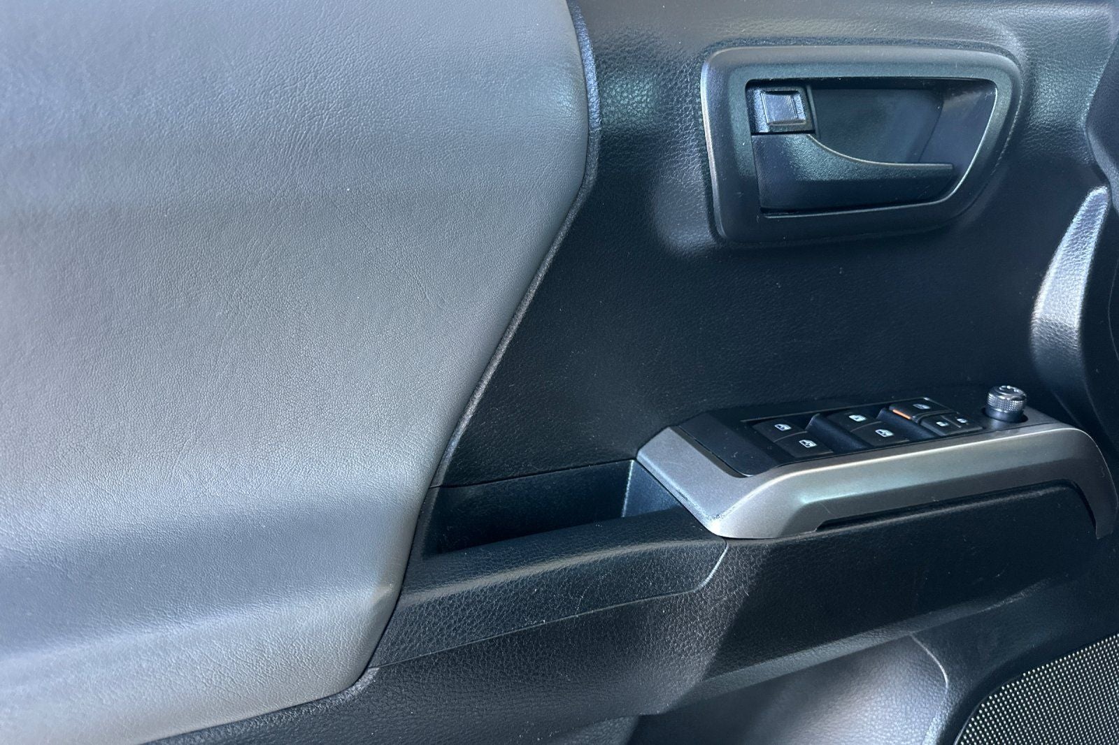 2019 Toyota Tacoma SR5 V6