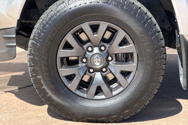 2022 Toyota Tacoma SR5 V6