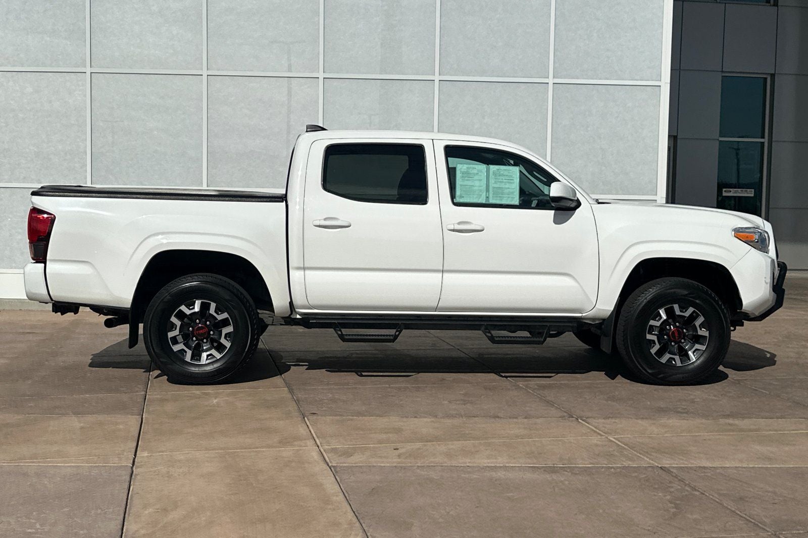 2022 Toyota Tacoma SR V6