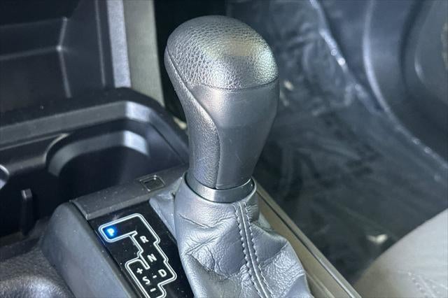 2022 Toyota Tacoma SR V6