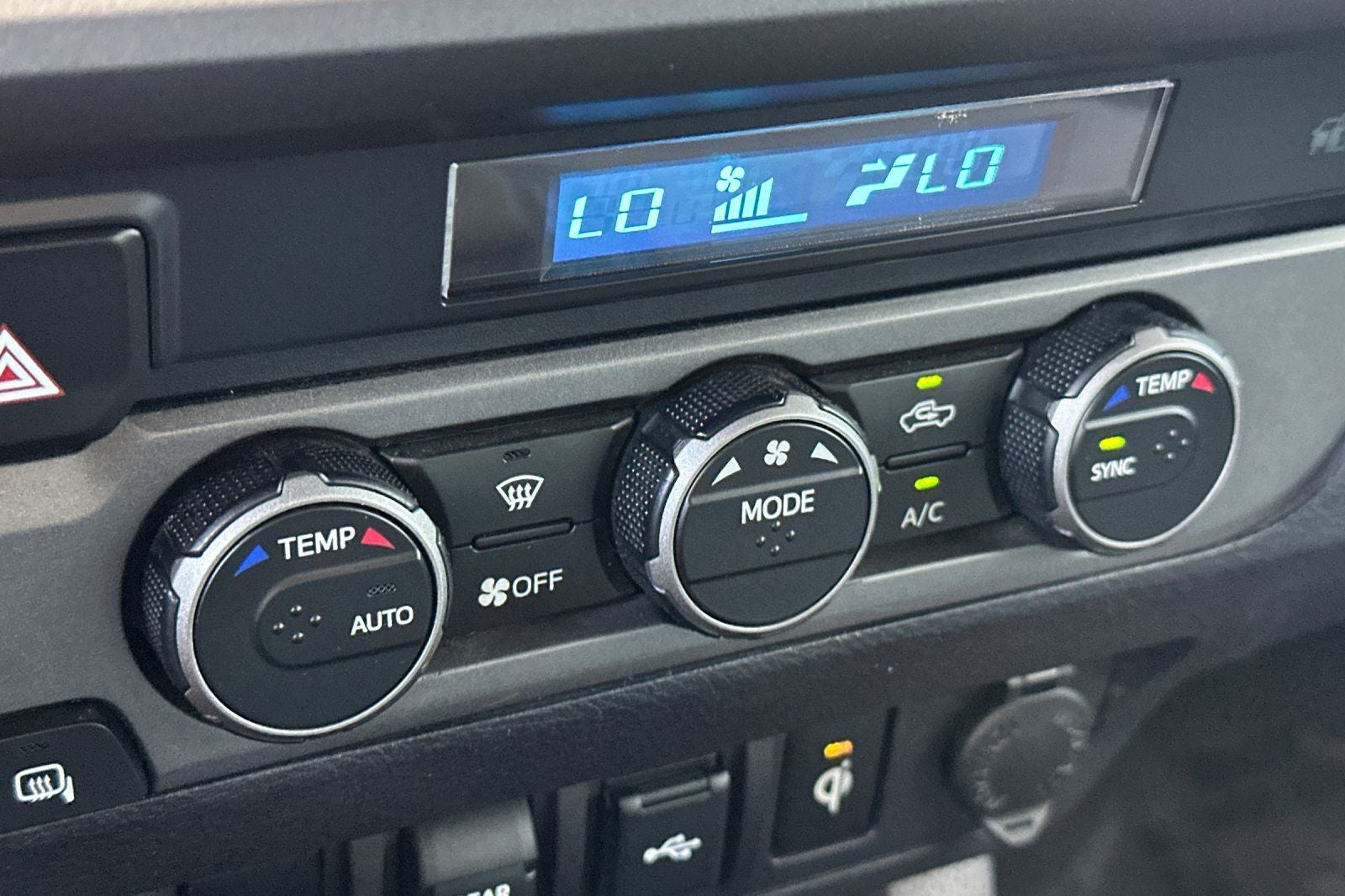 2022 Toyota Tacoma TRD Off-Road V6