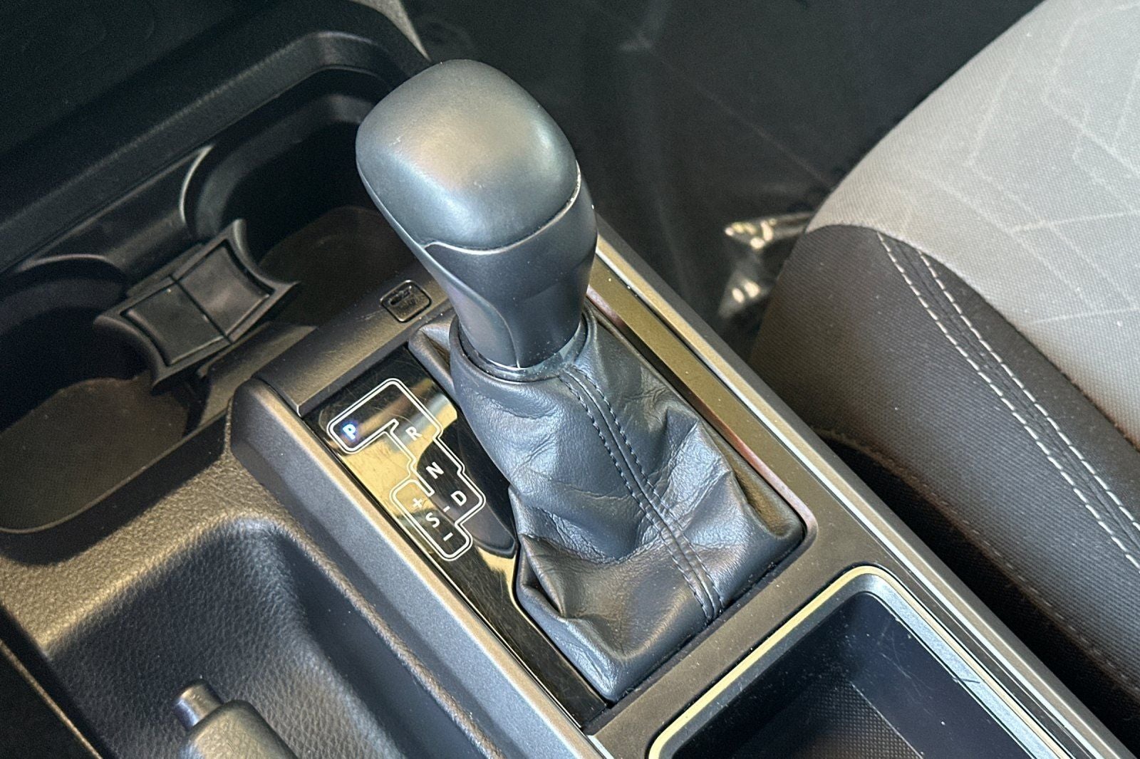 2022 Toyota Tacoma TRD Off-Road V6