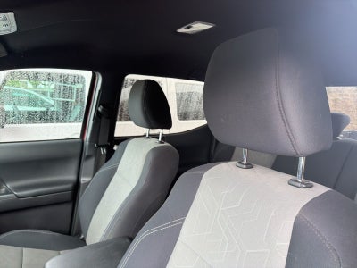 2022 Toyota Tacoma TRD Off-Road V6