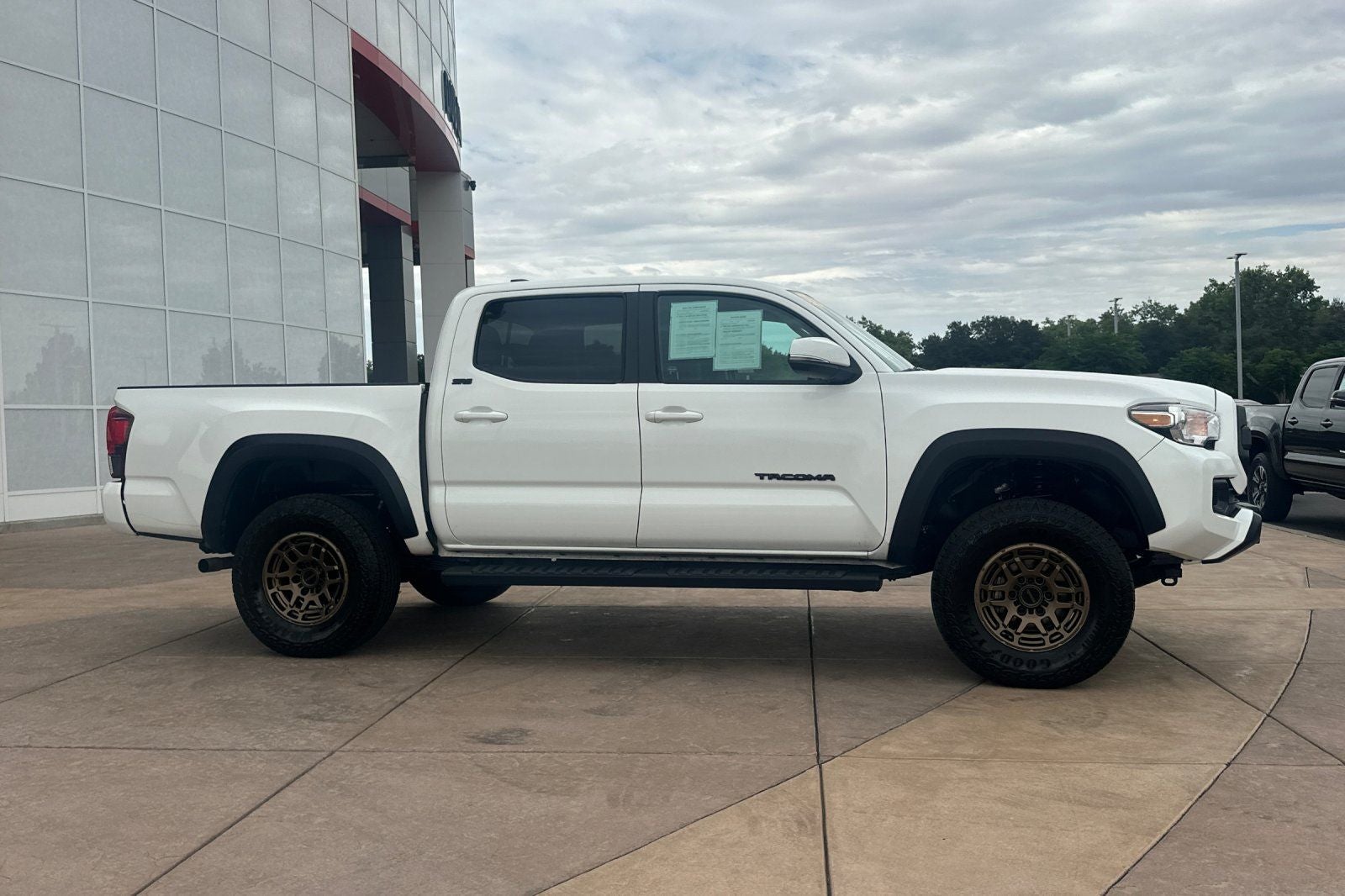 2023 Toyota Tacoma Trail Edition V6