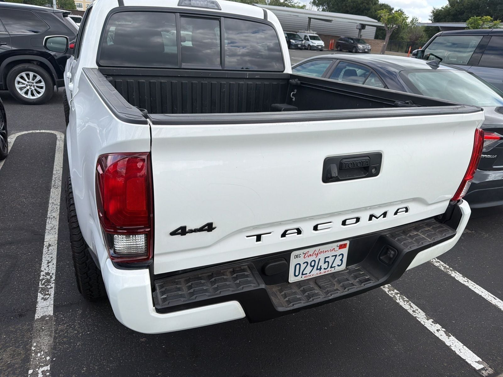 2022 Toyota Tacoma SR